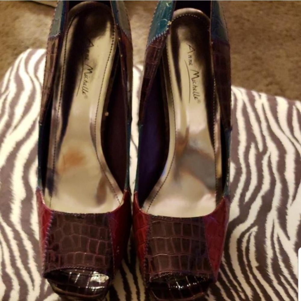 Purple/Pink peep-toe heels.